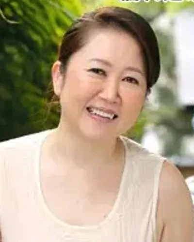 Akiko Yoshimoto