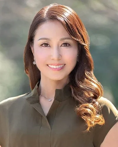 Ai Kouzuki